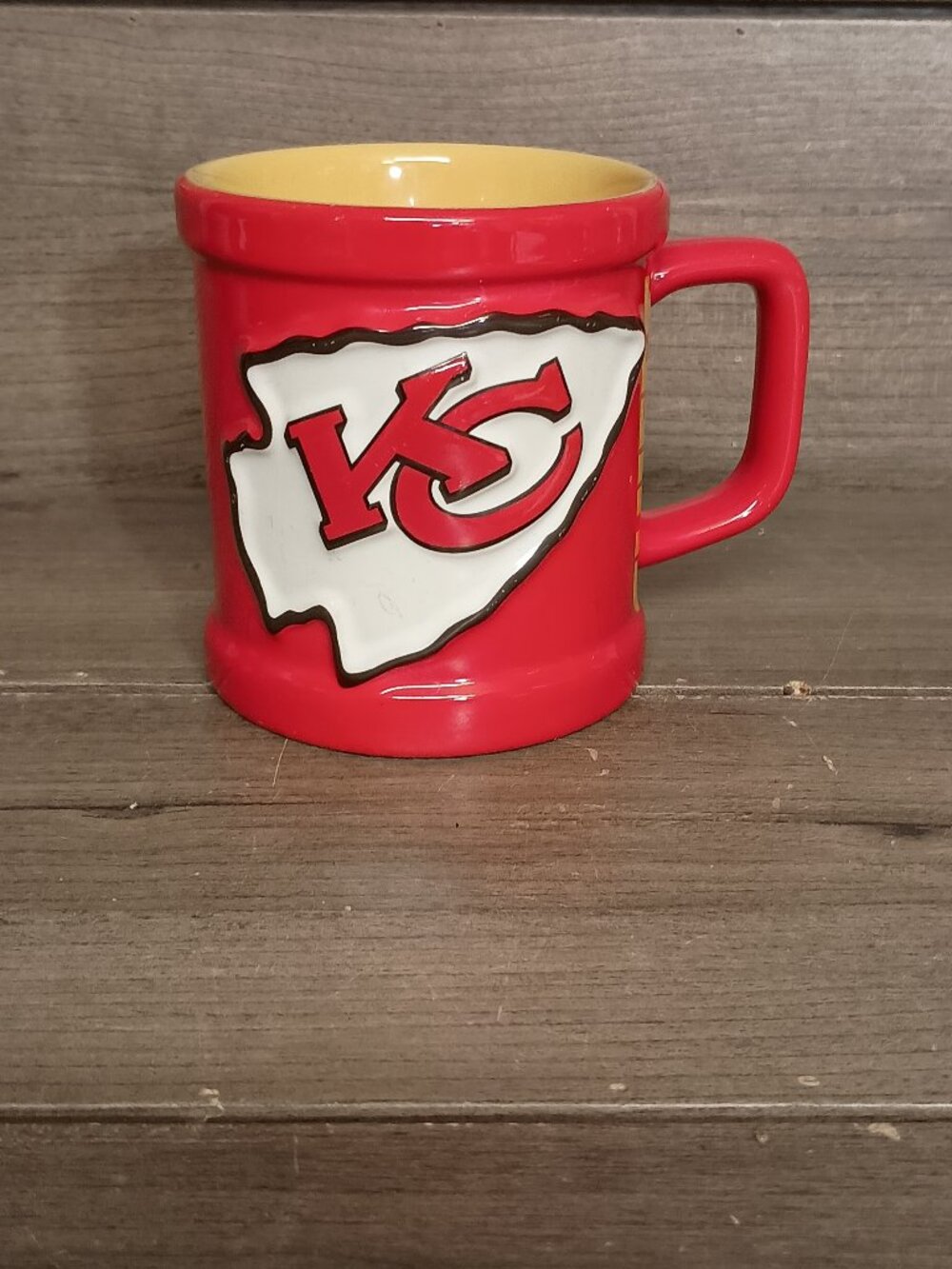 Vintage Kansas City Chiefs Mug 2000 Official NFL Product Red Yellow White